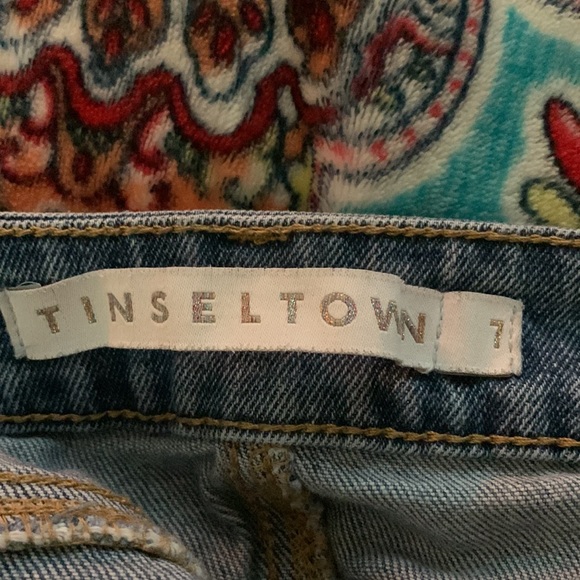 Tinsletown Brand Distressed Jeans Junior Size 7 - Picture 4 of 4